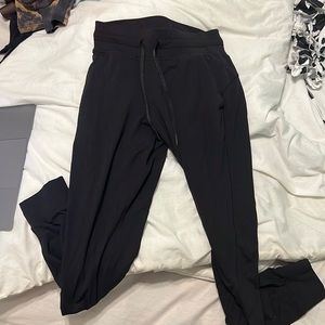 lululemon joggers